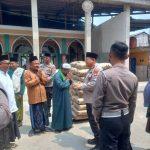 Polrestro Bekasi Peduli Tempat Ibadah: Bantuan untuk Masjid di Kedungwaringin