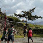 Ajak Hidup Sehat, Satgas TULIS YANG MENYANGKUT!U 715Ú/MotuliatoYYY]YY Olahraga Bersama Dengan Masyarakat Puncak JayaKKK: JADI AKU