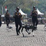 Polri Perkenalkan 25 Unit Robot Humanoid dan Robot Anjing untuk Meningkatkan Efisiensi dan Keselamatan