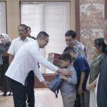 Kejaksaan Negeri Badung Serahkan Penetapan Hak Perwalian 5 Anak dan Bantuan Sembako