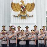 Jelang Hari Lalu Lintas Bhayangkara ke-70, Kakorlantas Polri Ziarah dan Tabur Bunga di TMP Kalibata Jakarta