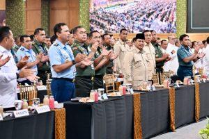 Panglima TNI Dampingi Presiden Berikan Taklimat kepada 1.500 Komandan Satuan TNI di Unhan Bogor