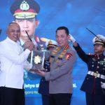Kapolri Dapat Adhi Bhakti Senapati: Perang di Ruang Siber Butuh Persatuan TNI-Polri-BSSN