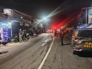 Brimob PMJ Bantu Evakuasi Kebakaran Bengkel di Bekasi Saat Patroli Malam