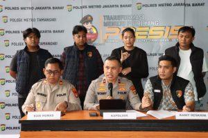 Polsek Metro Tamansari Bongkar Sindikat Jambret Bersenjata Tajam, Enam Pelaku Diamankan