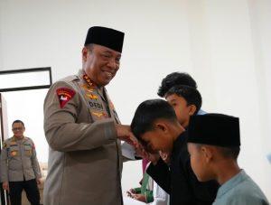 Wakapolri Resmikan Masjid Panggilan Sujud dan Berbagi Santunan dengan 25 Anak Yatim di Lembang