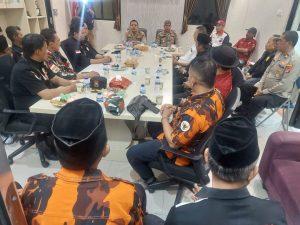 Bangun Kebersamaan dan Jaga Kondusifitas, Kapolsek Cengkareng Perkuat Kolaborasi dengan Ormas se-Kecamatan Cengkareng