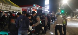 Polres Metro Jakbar Intensifkan Razia dan Patroli Mobile, Cegah Kejahatan Jalanan demi Keamanan Masyarakat