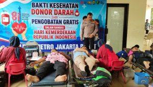 Peduli Kesehatan Warga, Polres Jakbar Gelar Bakti Kesehatan dan Donor Darah dalam Semangat PMJ Merdeka