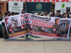 Massa Sampaikan Aspirasi di PN Jaksel, Minta Praperadilan Febrie Adriansyah Ditolak