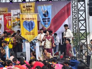 Konser Doa di TMII Serukan Indonesia Bangkit Terang