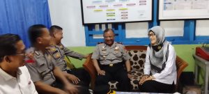 Dekat dengan Pelajar, Kapolsek Tanjung Priok Tanamkan Semangat Belajar dan Hidup Positif